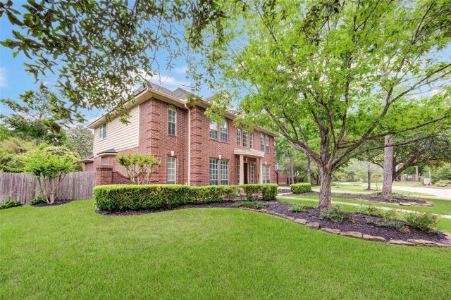 11 E Wedgemere Circle, The Woodlands, TX 77381