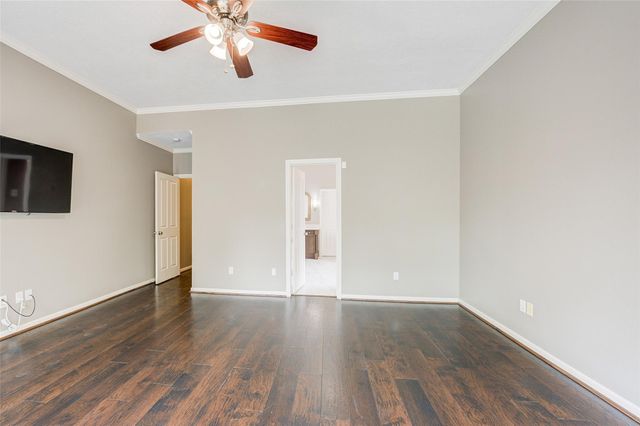 11 E Wedgemere Circle, The Woodlands, TX 77381