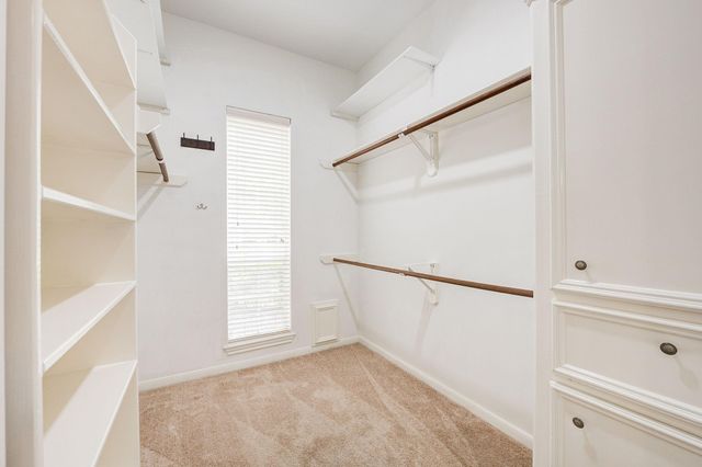 11 E Wedgemere Circle, The Woodlands, TX 77381