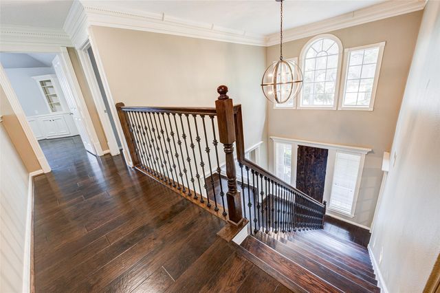 11 E Wedgemere Circle, The Woodlands, TX 77381