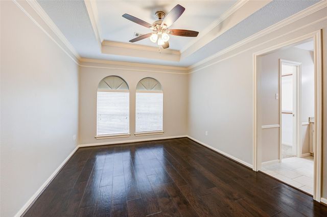 11 E Wedgemere Circle, The Woodlands, TX 77381
