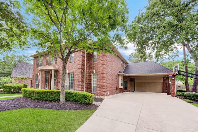 11 E Wedgemere Circle, The Woodlands, TX 77381