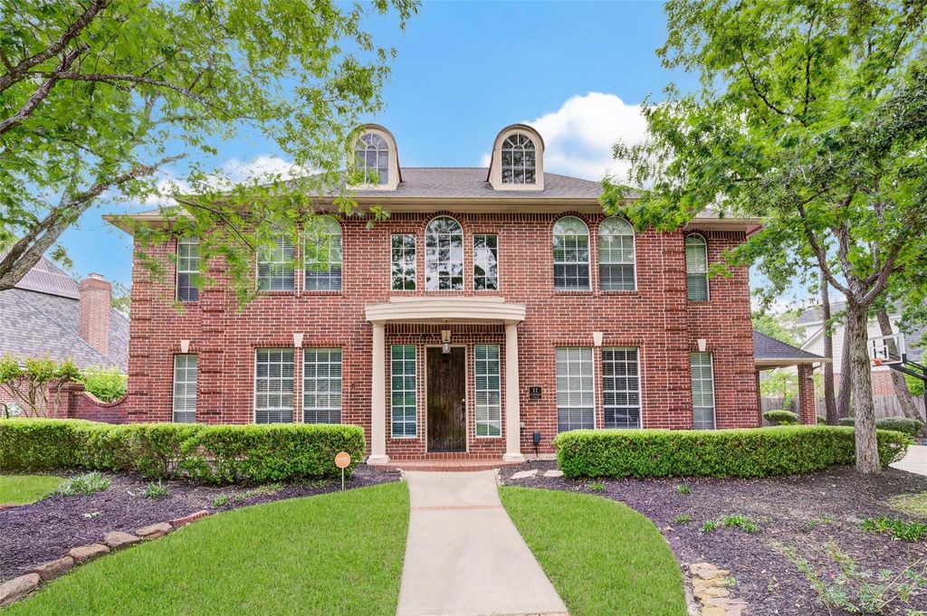 11 E Wedgemere Circle, The Woodlands, TX 77381