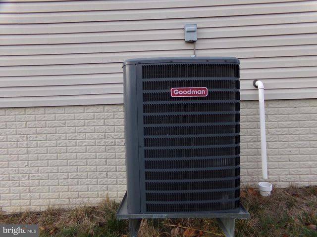 163 EMMET ST, Middletown, VA 22645