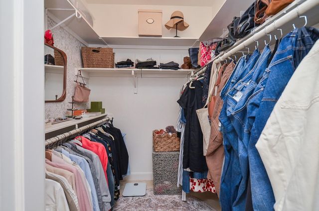 987 S Post Oak Lane, Houston, TX 77056