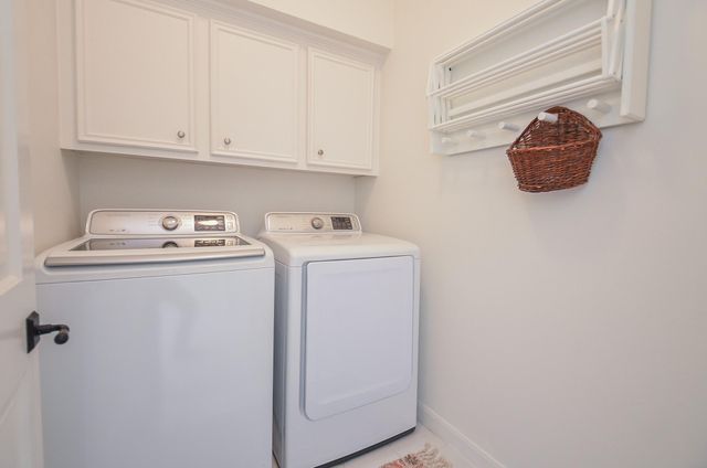 987 S Post Oak Lane, Houston, TX 77056