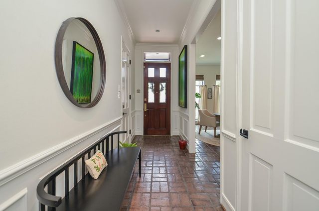 987 S Post Oak Lane, Houston, TX 77056