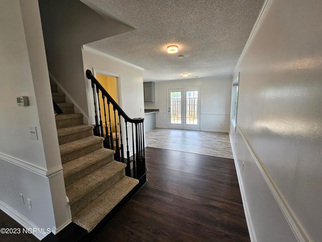 3811 Sterling Pointe Drive X-10, Winterville, NC 28590