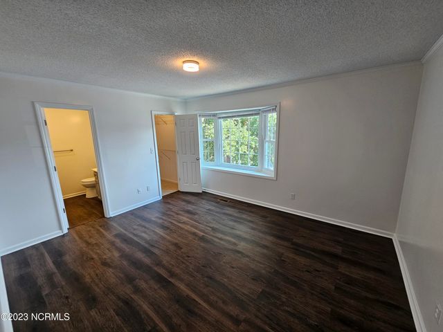 3811 Sterling Pointe Drive X-10, Winterville, NC 28590