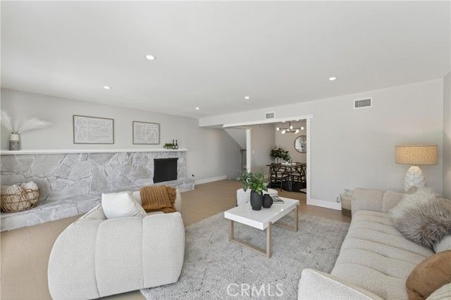 352 Temmera Lane, Glendora, CA 91740