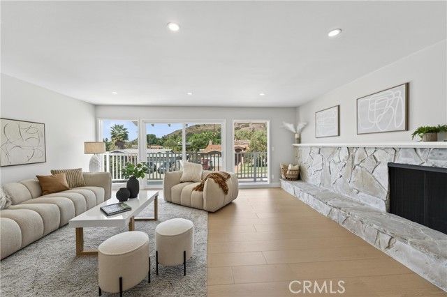 352 Temmera Lane, Glendora, CA 91740