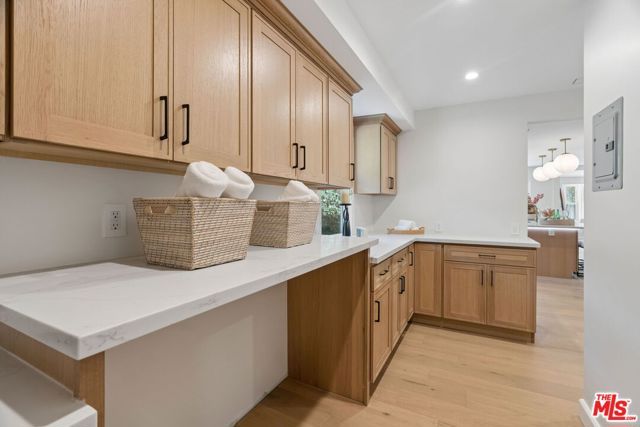 1920 N Altadena Drive, Pasadena, CA 91107