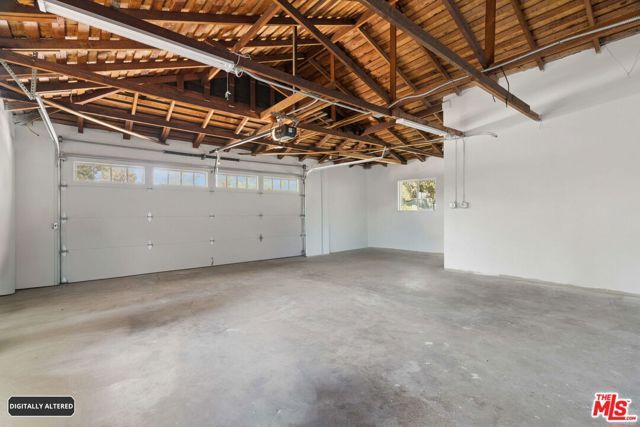 1920 N Altadena Drive, Pasadena, CA 91107