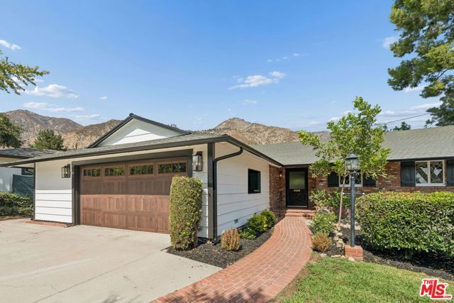 1920 N Altadena Drive, Pasadena, CA 91107