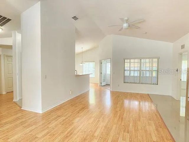 2166 NW 87TH TERRACE, Gainesville, FL 32606