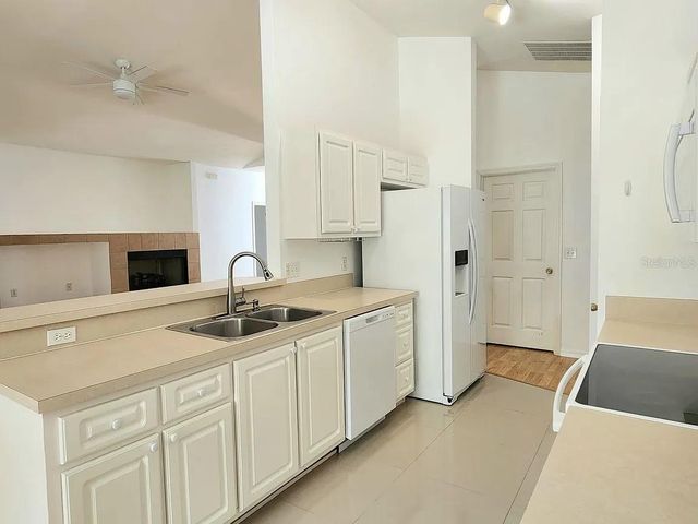 2166 NW 87TH TERRACE, Gainesville, FL 32606