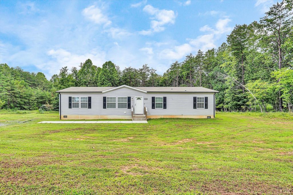 1363 Gander Lane, Bedford, VA 24523