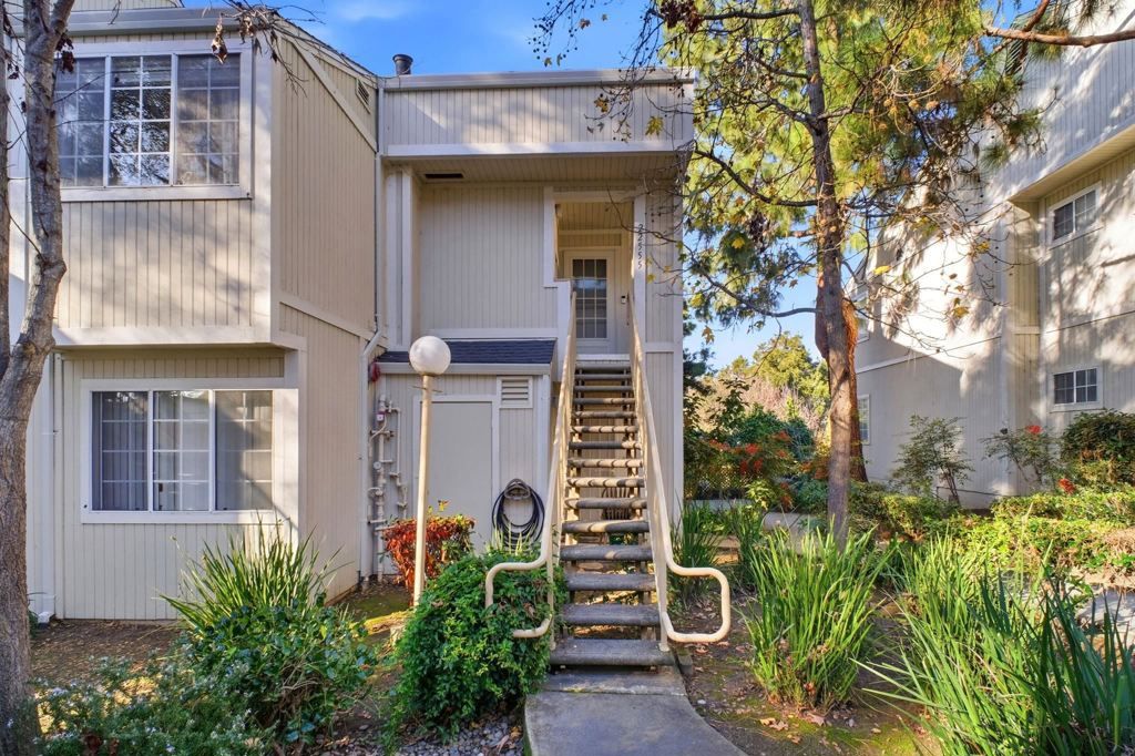 22555 Center St 211, Hayward, CA 94541