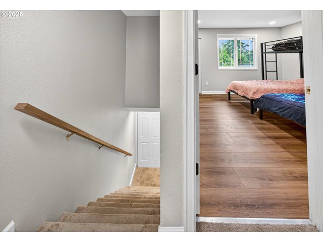 29650 Sw COURTSIDE Dr 20, Wilsonville, OR 97070