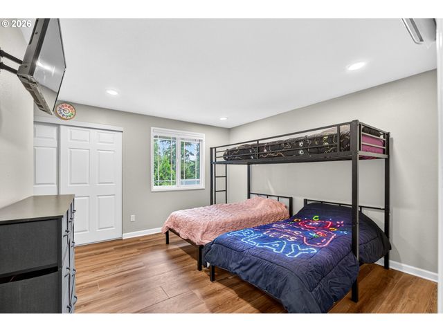 29650 Sw COURTSIDE Dr 20, Wilsonville, OR 97070