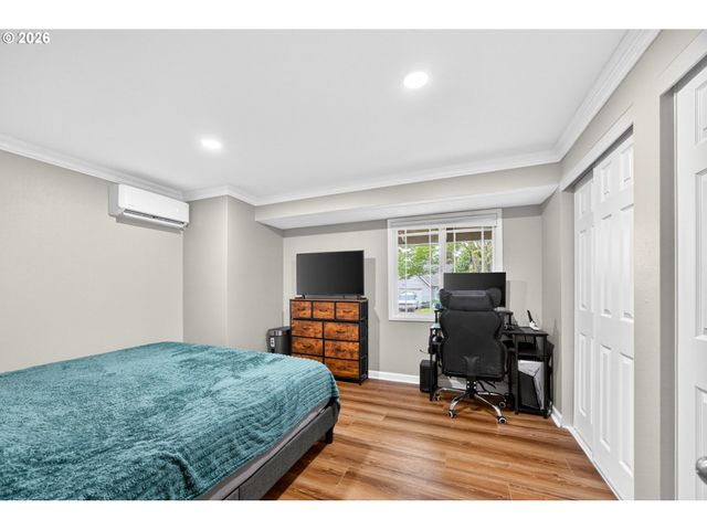 29650 Sw COURTSIDE Dr 20, Wilsonville, OR 97070