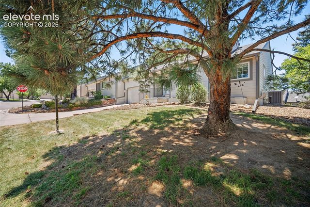 180 Cobblestone Drive, Colorado Springs, CO 80906
