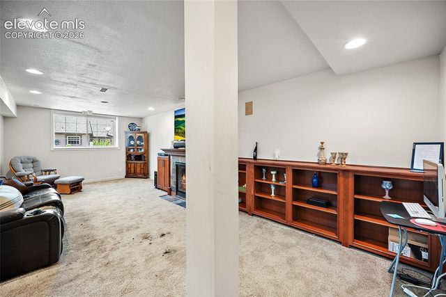 180 Cobblestone Drive, Colorado Springs, CO 80906