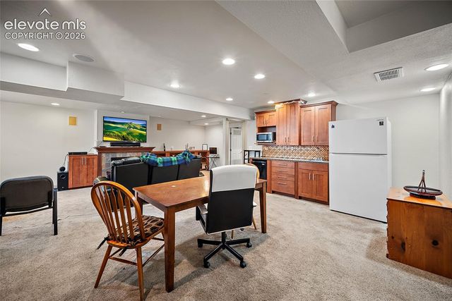 180 Cobblestone Drive, Colorado Springs, CO 80906