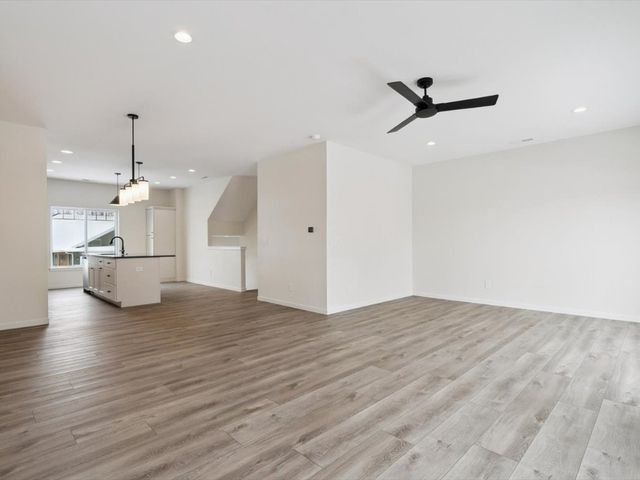 944 Dubs Drive, Iowa City, IA 52246