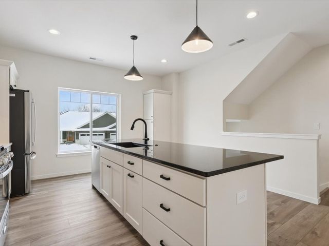 944 Dubs Drive, Iowa City, IA 52246