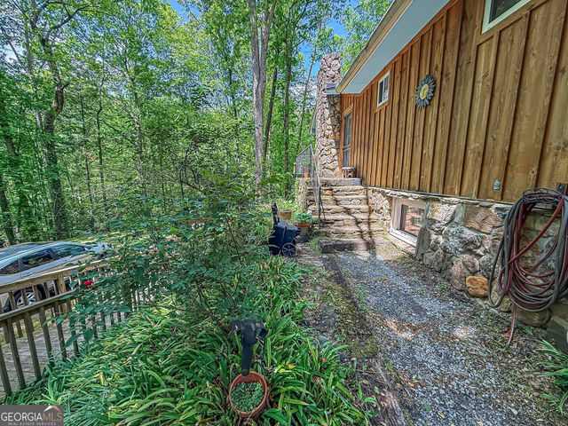 407 Hillside Drive, Clayton, GA 30525