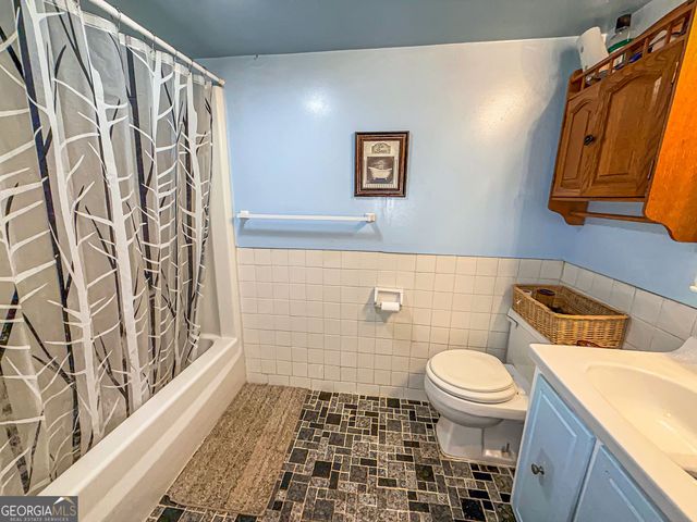 407 Hillside Drive, Clayton, GA 30525