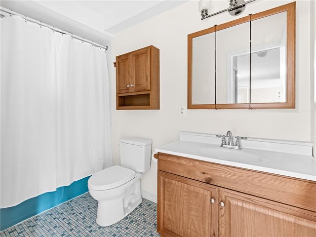 4430 Post Road 68E, Warwick, RI 02818