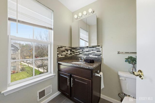 717 Stony Brook Way, North Brunswick, NJ 08902