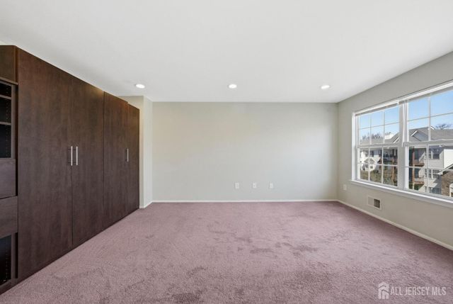 717 Stony Brook Way, North Brunswick, NJ 08902