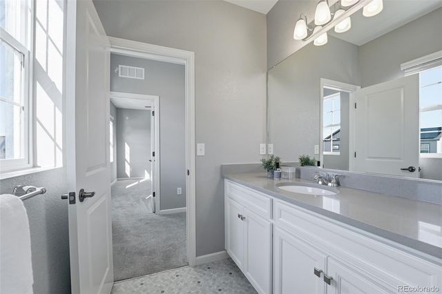 10094 Flower Street, Broomfield, CO 80021