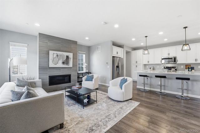 10094 Flower Street, Broomfield, CO 80021