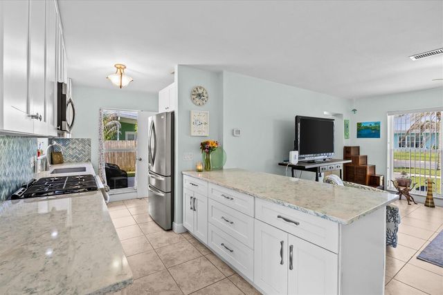 2872 SE Wiltshire Terrace, Port St. Lucie, Port St Lucie, FL 34952