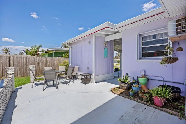 2872 SE Wiltshire Terrace, Port St. Lucie, Port St Lucie, FL 34952