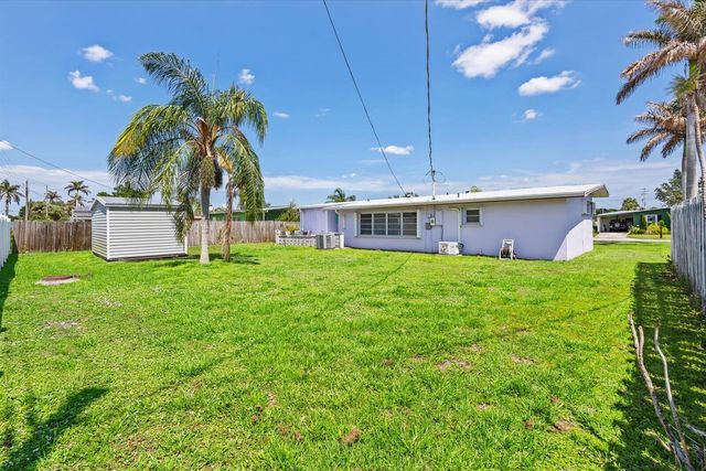 2872 SE Wiltshire Terrace, Port St. Lucie, Port St Lucie, FL 34952
