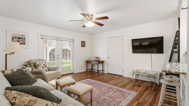 2100 W Beach Drive S102, Panama City, FL 32401