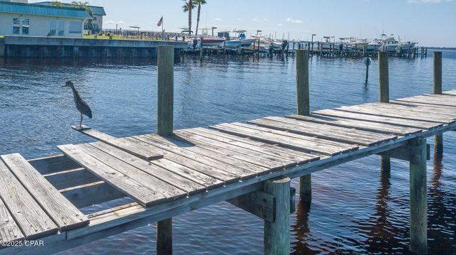 2100 W Beach Drive S102, Panama City, FL 32401