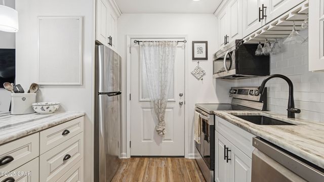 2100 W Beach Drive S102, Panama City, FL 32401