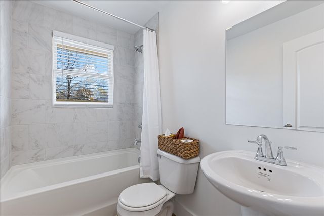 627 Shelby Ave Apt 3, Nashville, TN 37206