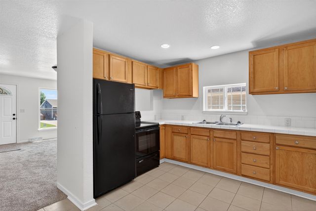2010 E 25th Street, Des Moines, IA 50317