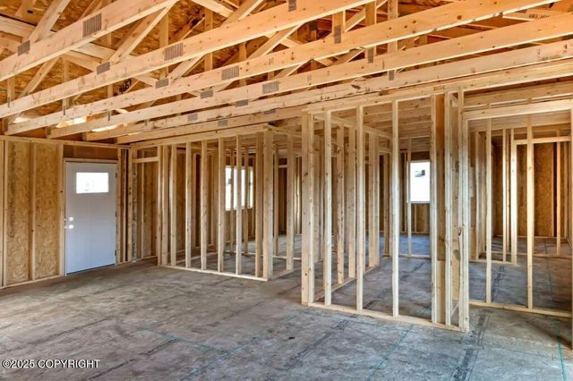 10982 W Wasey Way, Wasilla, AK 99652