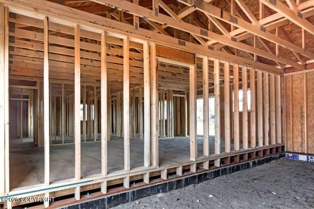 10982 W Wasey Way, Wasilla, AK 99652