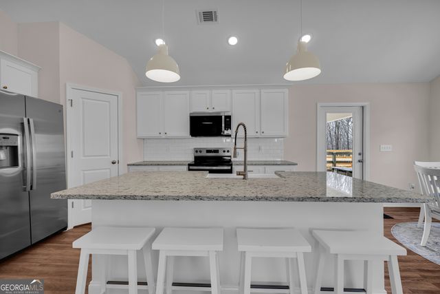 214 Franklin Hills Drive, Carnesville, GA 30521