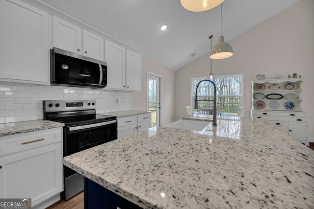 214 Franklin Hills Drive, Carnesville, GA 30521