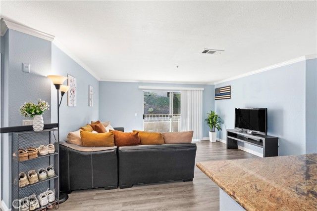 1980 Las Colinas 208, Corona, CA 92879